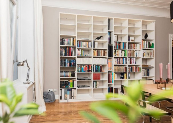 Как выбрать идеальный книжный шкаф: руководство для книголюбов